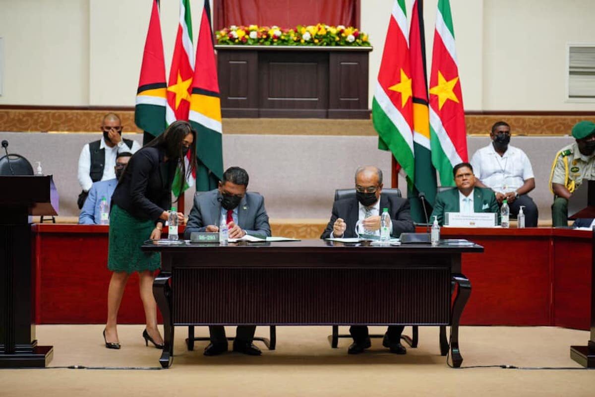 Suriname, Guyana en Frans-Guyana ondertekenen gezamenlijk veiligheidsplan