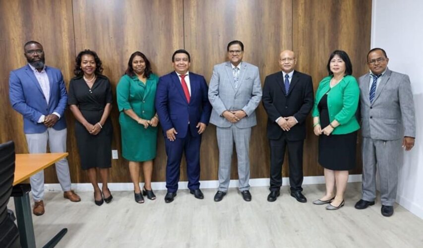 Stuard Orassie Eerste Voorzitter van Raad Suriname Toerisme Autoriteit
