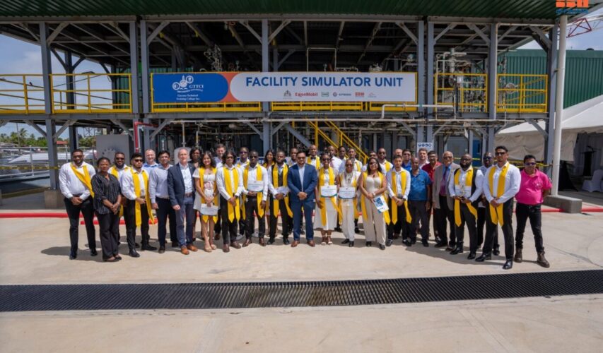 Eerste lichting technici studeert af aan Guyana Technical Training College’s FacTor Unit