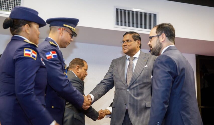 President Santokhi Keert Terug na Productief Bezoek aan Dominicaanse Republiek