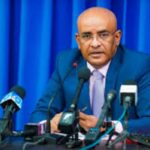 VICEPRESIDENT JAGDEO ZWIJGT OVER EXXON’S BESTEDING VAN OLIEWINSTEN IN GUYANA