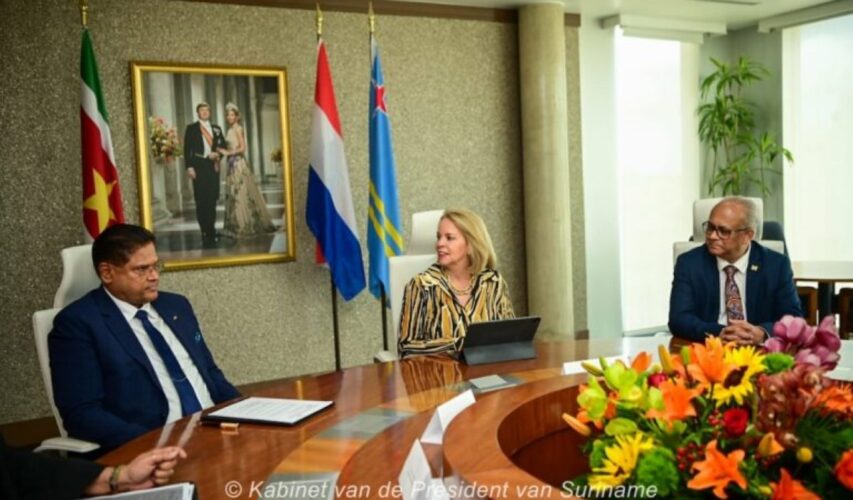 Suriname en Aruba Verdiepen Samenwerking met Ondertekening van Memorandum of Understanding