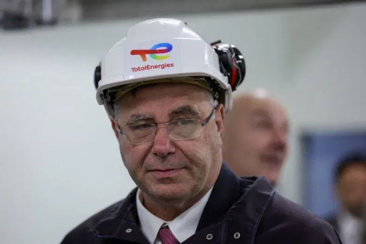 TotalEnergies Verwacht Piek Olievraag Pas na 2030: Drie Scenario’s voor Wereldwijde Energietoekomst