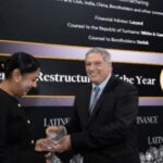 Suriname Bekroond met LatinFinance Award voor Succesvolle Schuldherstructurering