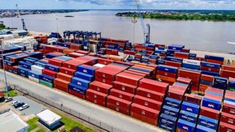 Surinaamse haven onder druk: Amerikaanse veiligheidsmaatregelen zetten export onder spanning
